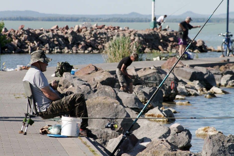 Mérgezhetik a horgászok a Balaton vizét?